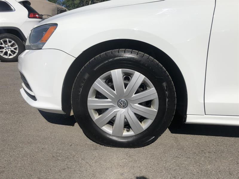 volkswagen Jetta 2017 - 16