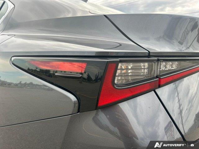 lexus IS 2024 - 14