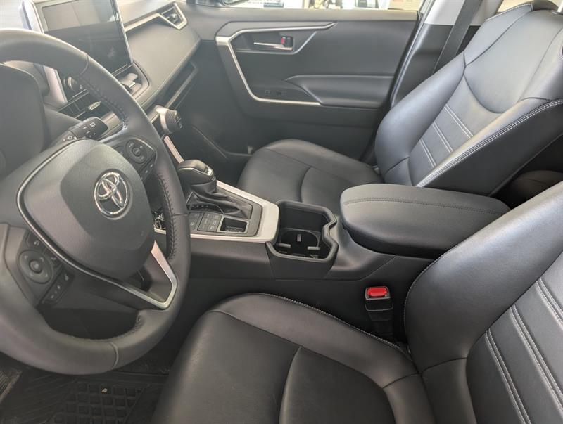 toyota RAV4 2023 - 11