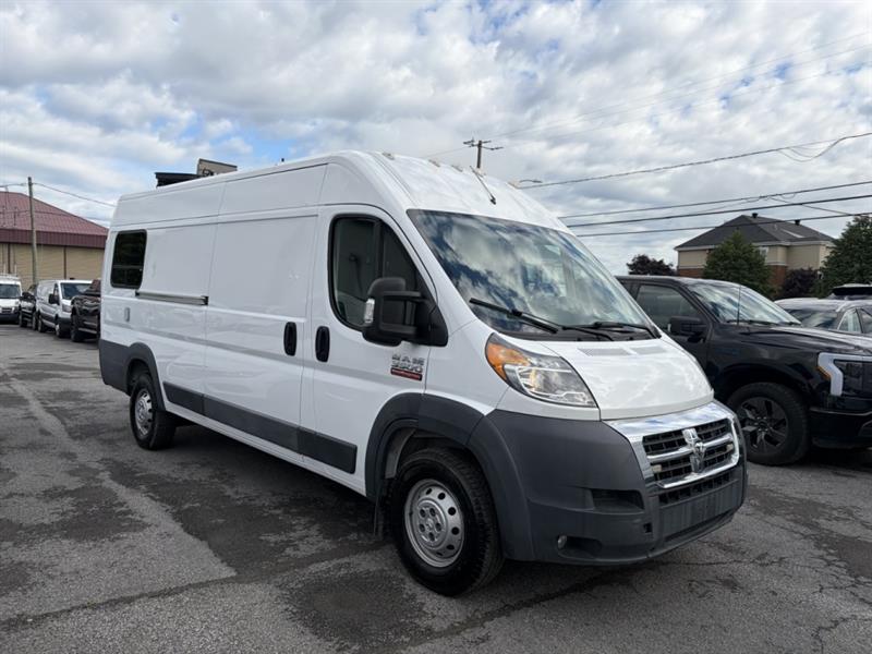 ram ProMaster fourgonnette utilitaire 2017 - 7