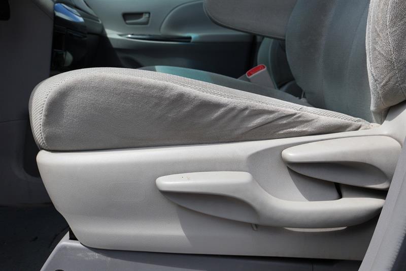 toyota Sienna 2011 - 9