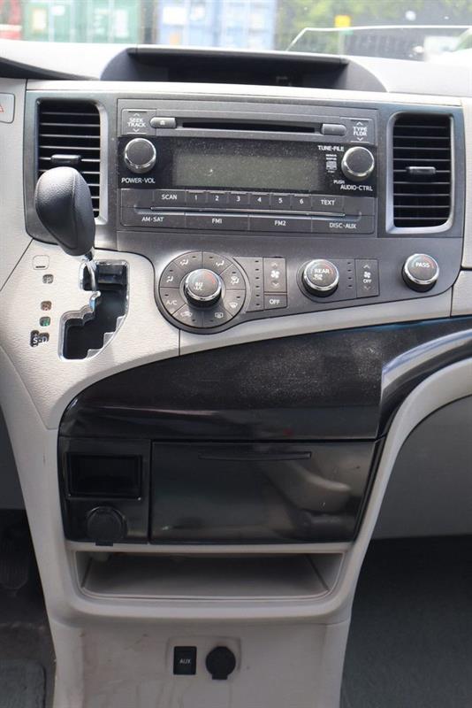 toyota Sienna 2011 - 13