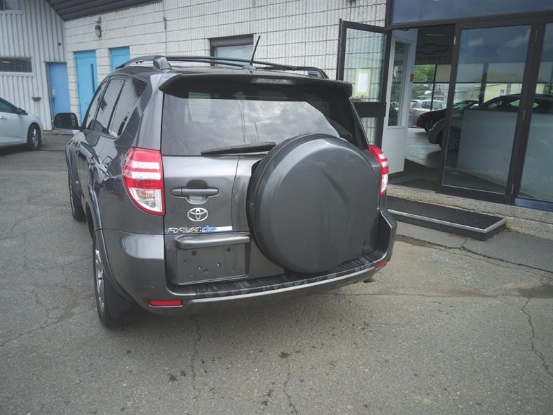 toyota RAV4 2010 - 6