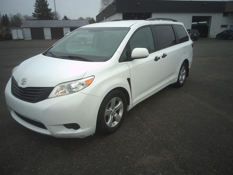 toyota Sienna 2017