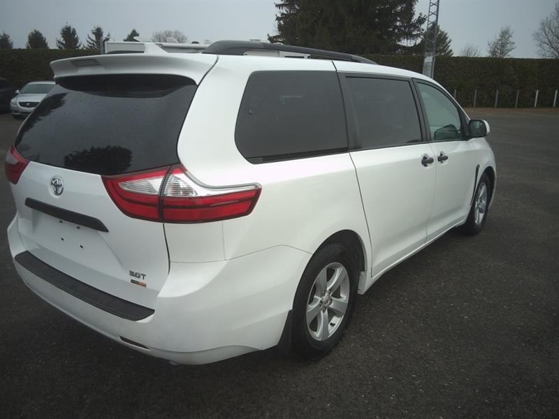 toyota Sienna 2017 - 5