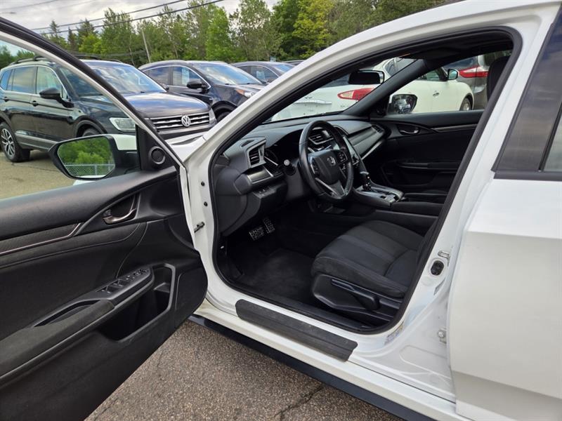 honda Civic Hatchback 2017 - 11