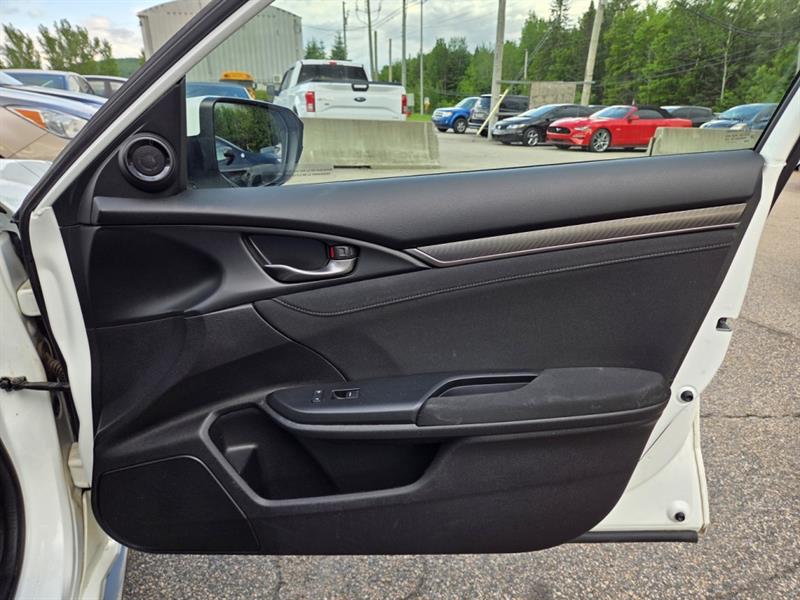 honda Civic Hatchback 2017 - 21