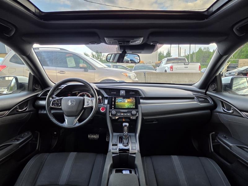 honda Civic Hatchback 2017 - 33