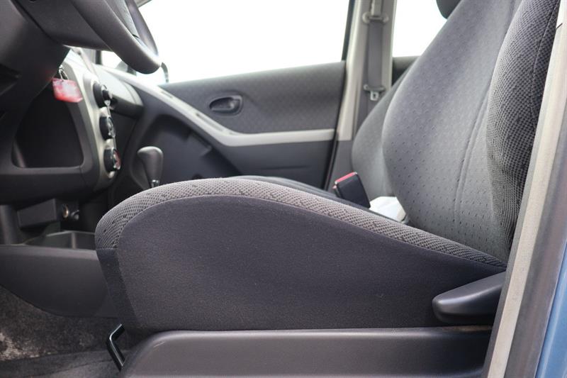 toyota Yaris 2009 - 7
