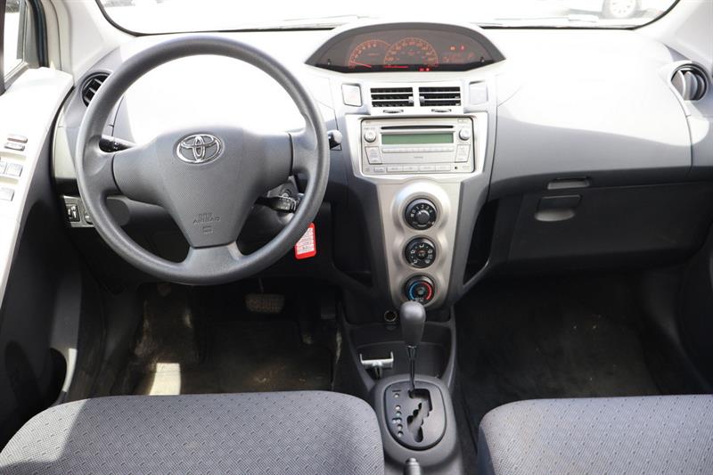 toyota Yaris 2009 - 8