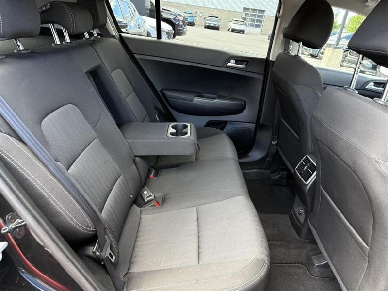 kia SPORTAGE AWD LX 2021 - 17