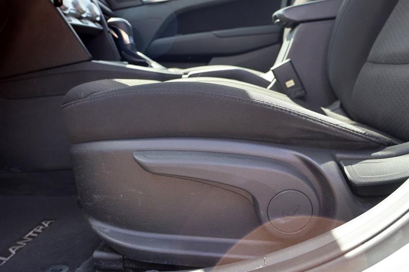 hyundai Elantra 2020 - 12