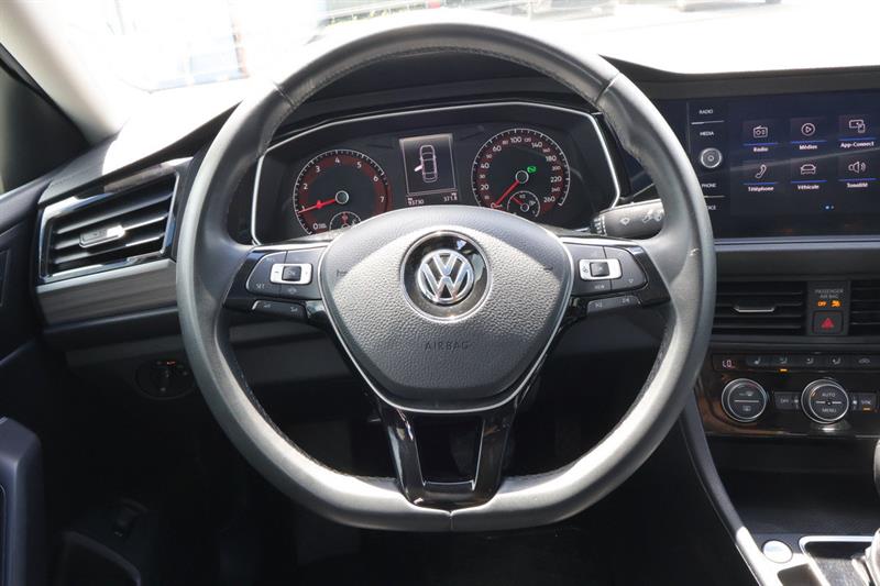volkswagen Jetta 2020 - 17