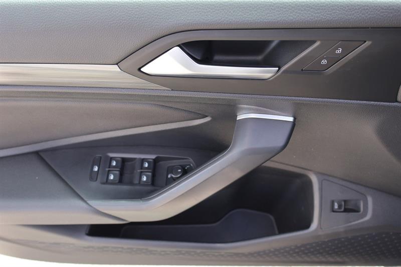 volkswagen Jetta 2020 - 19