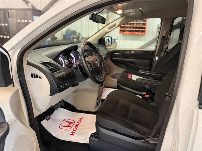 dodge Grand Caravan 2018 - 11
