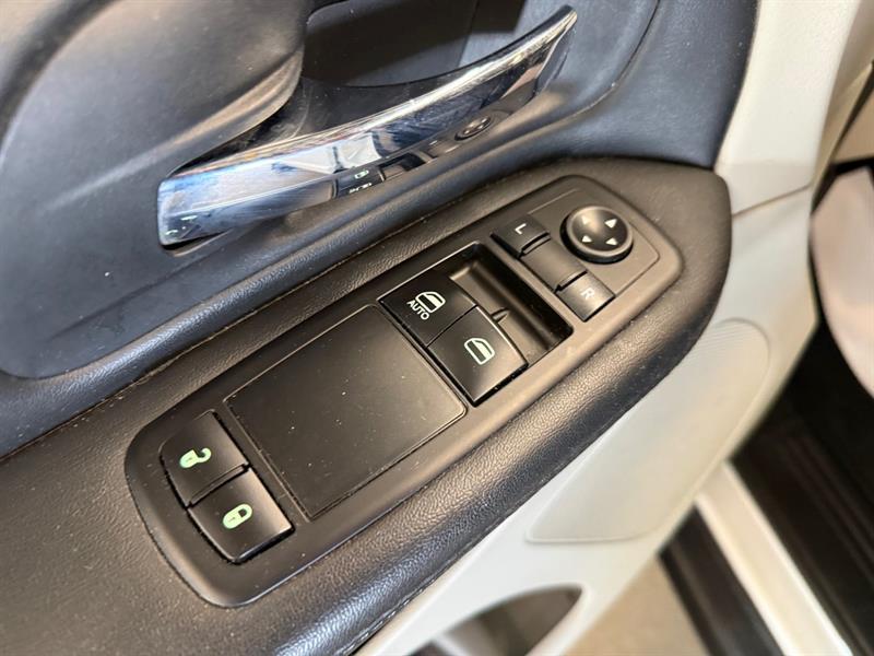 dodge Grand Caravan 2018 - 14