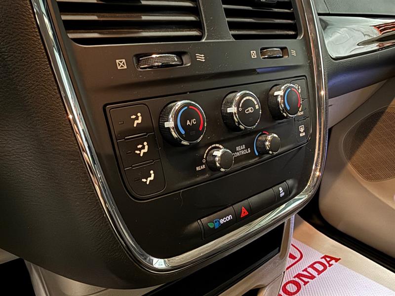 dodge Grand Caravan 2018 - 24