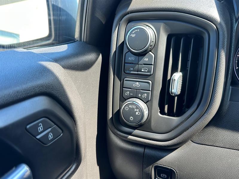 chevrolet Silverado 1500 2021 - 17