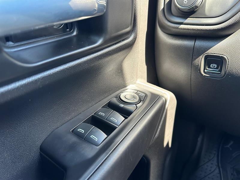 chevrolet Silverado 1500 2021 - 18
