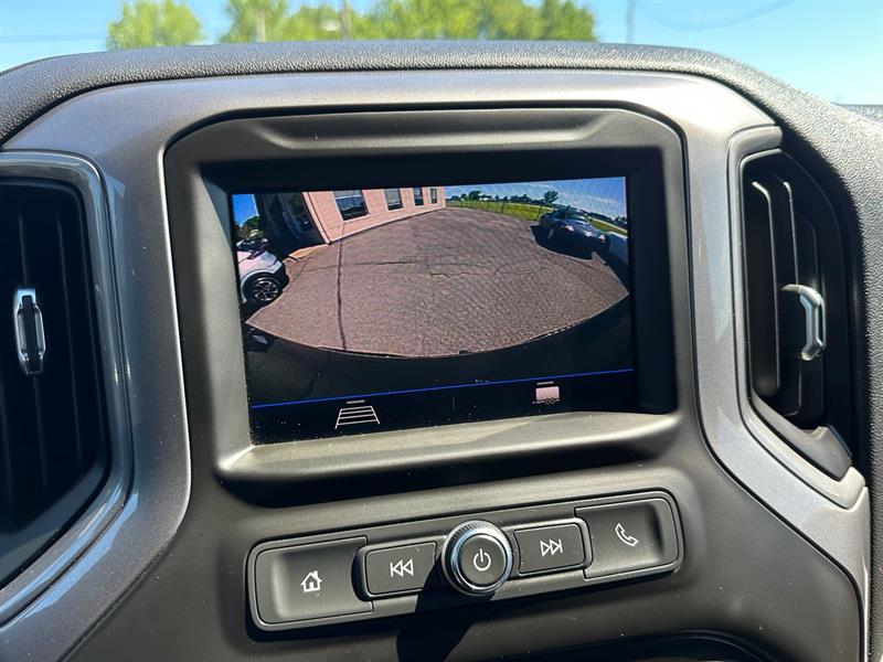 chevrolet Silverado 1500 2021 - 19
