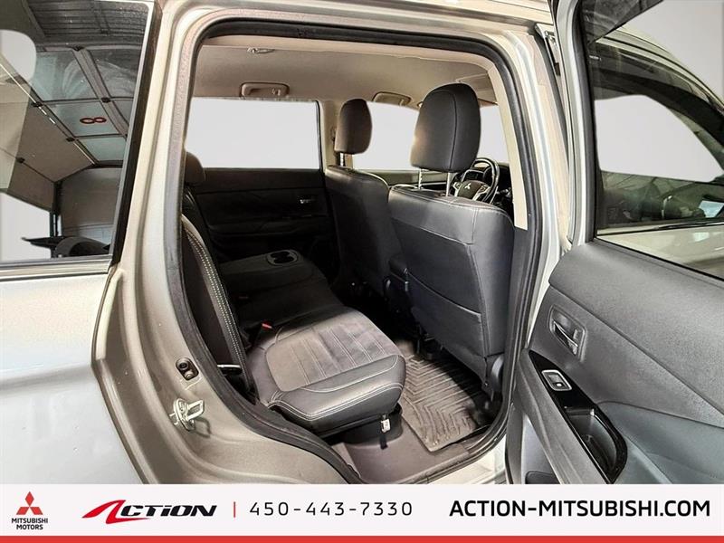 mitsubishi Outlander rechargeable 2018 - 15