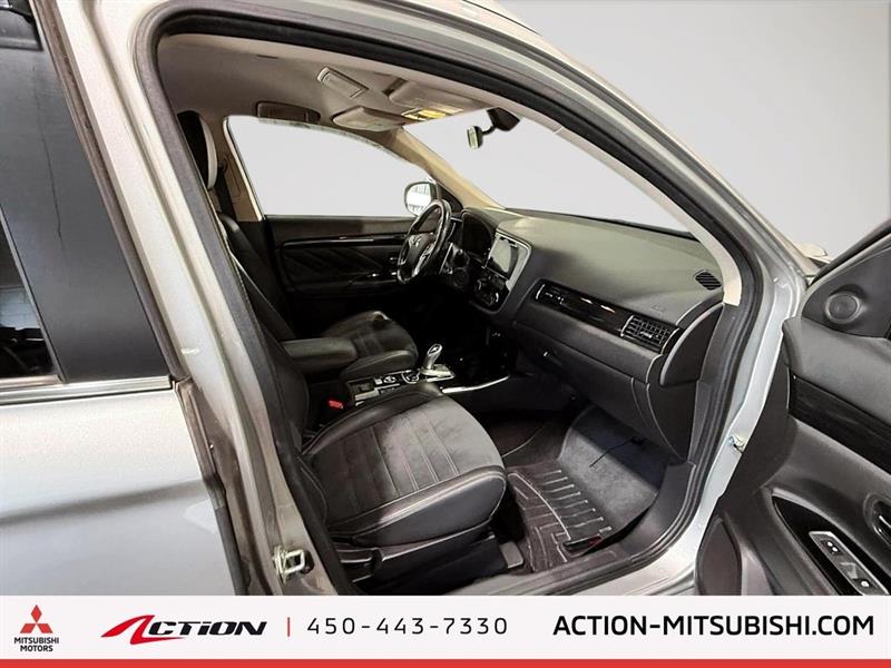 mitsubishi Outlander rechargeable 2018 - 16