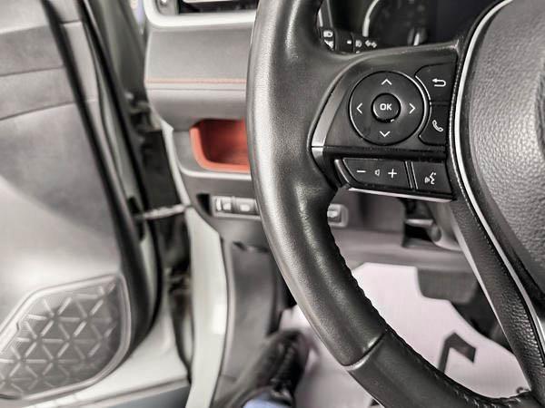 toyota RAV4 2019 - 17