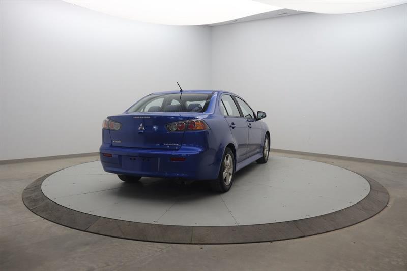 mitsubishi Lancer 2017 - 4