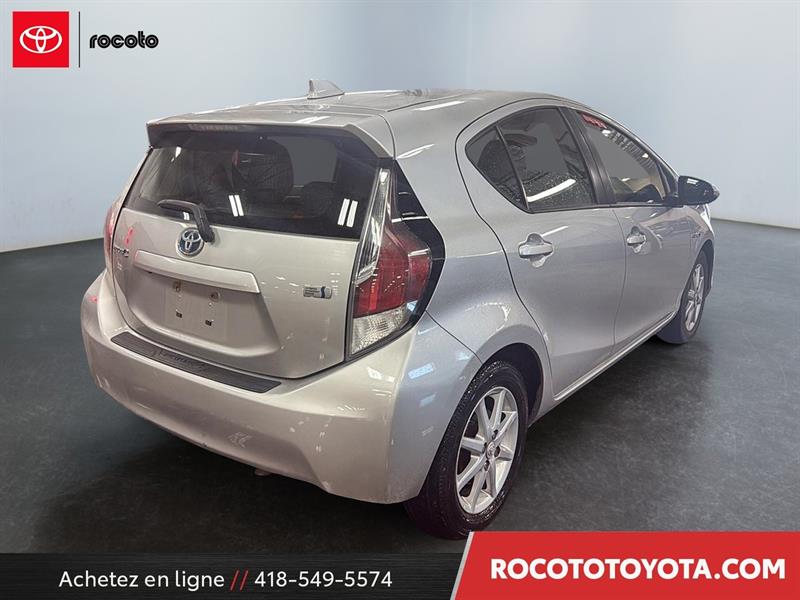 toyota Prius c 2015 - 4