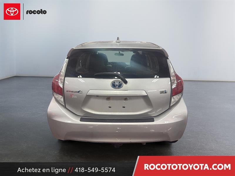 toyota Prius c 2015 - 5