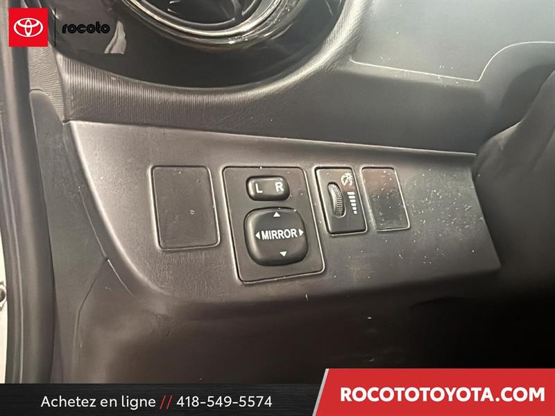 toyota Prius c 2015 - 11