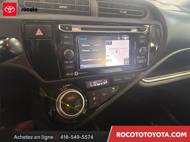 toyota Prius c 2015 - 15