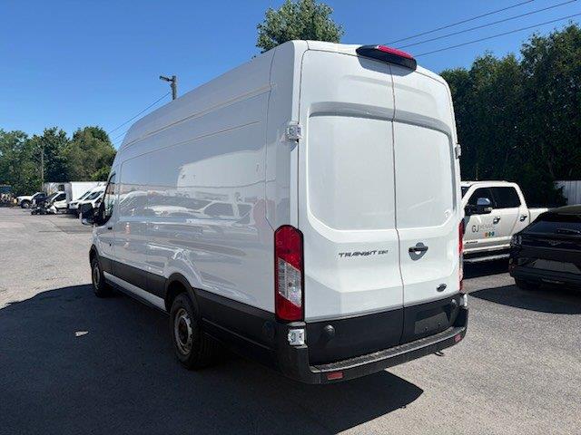 ford Transit fourgon utilitaire 2023 - 7