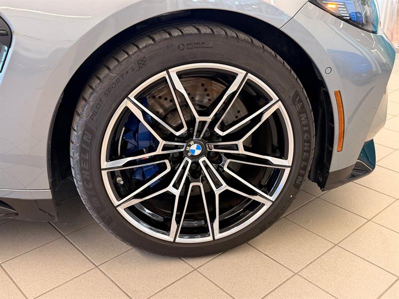 bmw M3 2025 - 6
