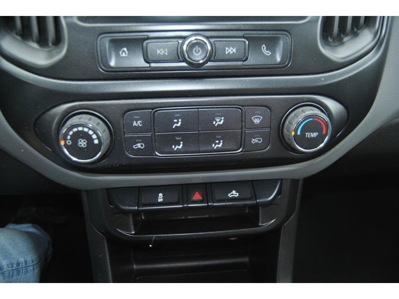 2022 Chevrolet Colorado - Image 19