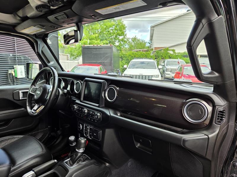 2019 Jeep Wrangler - Image 10