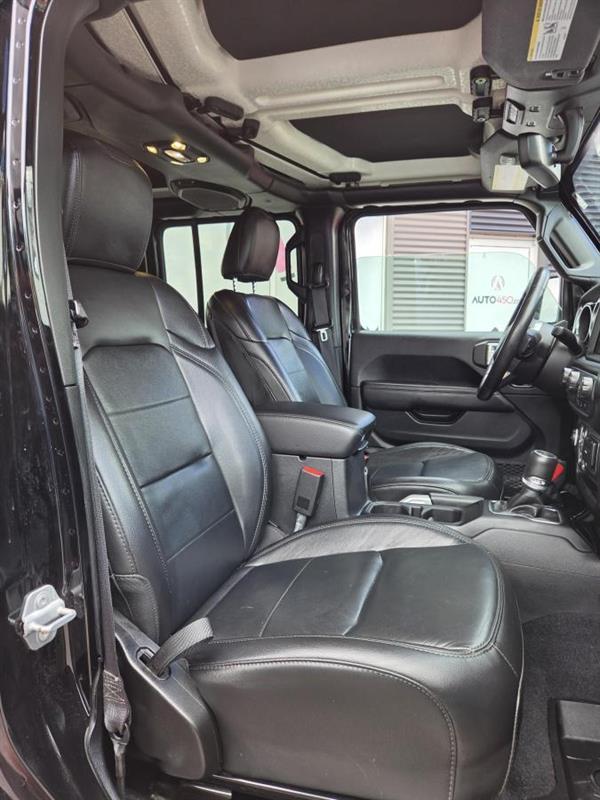2019 Jeep Wrangler - Image 11