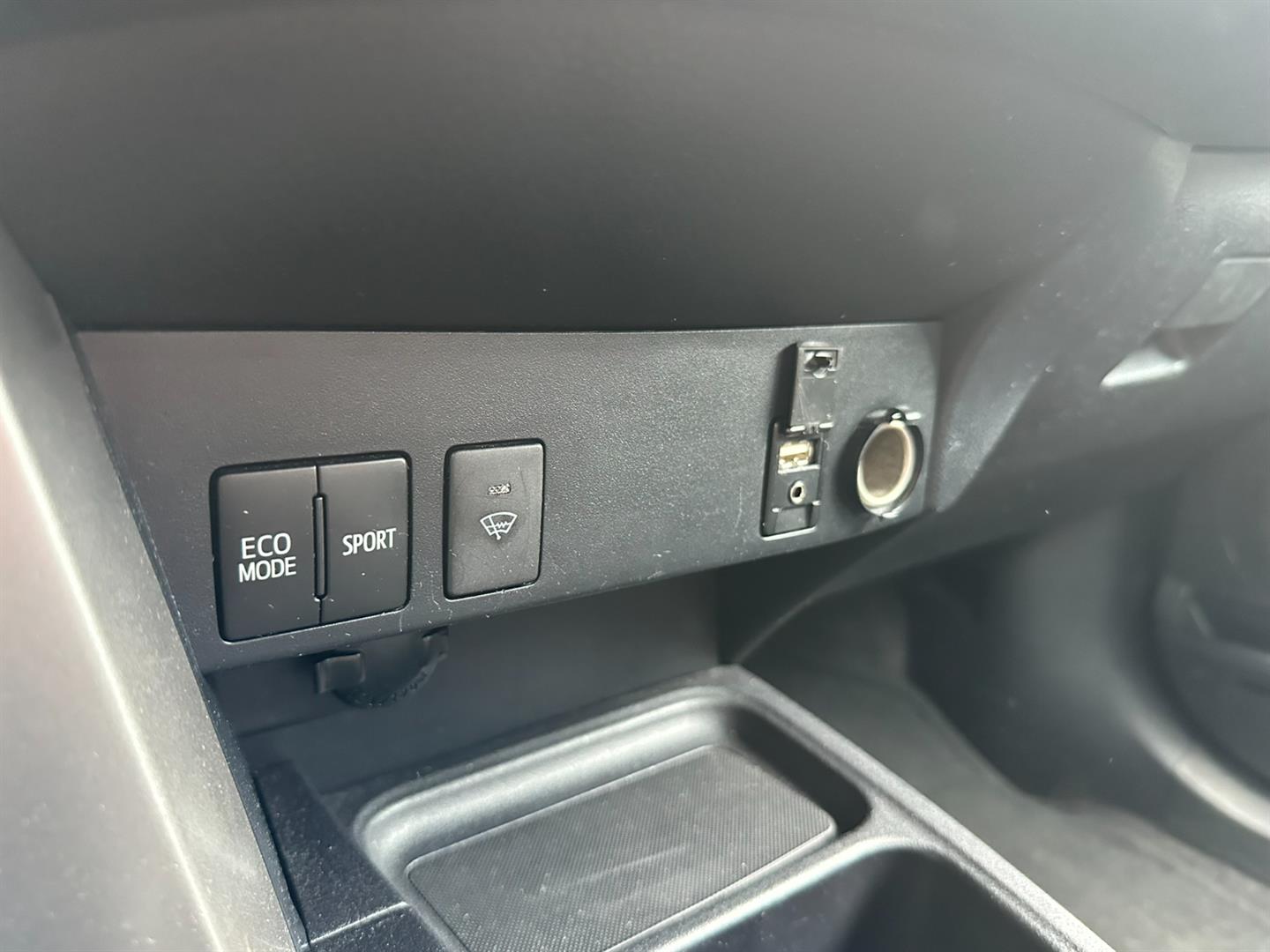 toyota RAV4 2016 - 13