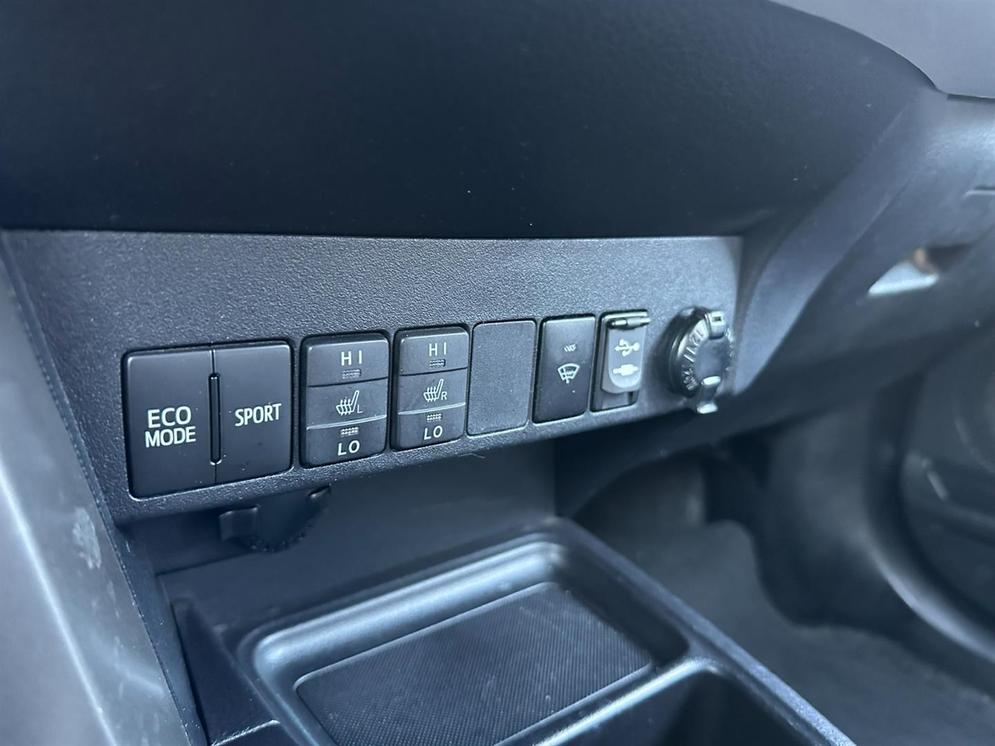toyota RAV4 2014 - 11