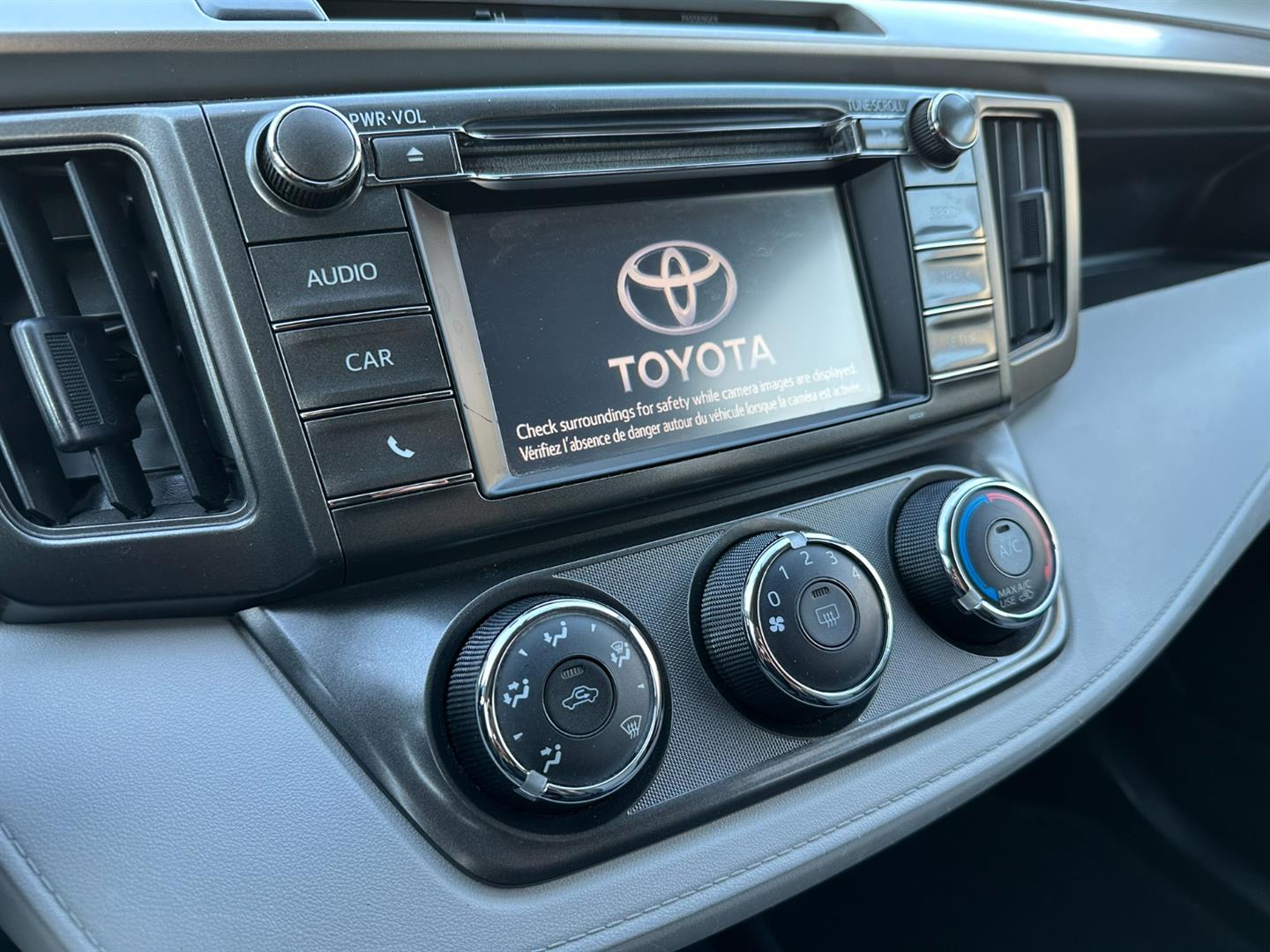 toyota RAV4 2014 - 12