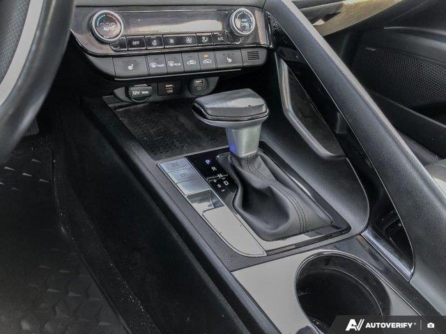 hyundai Elantra 2023 - 17
