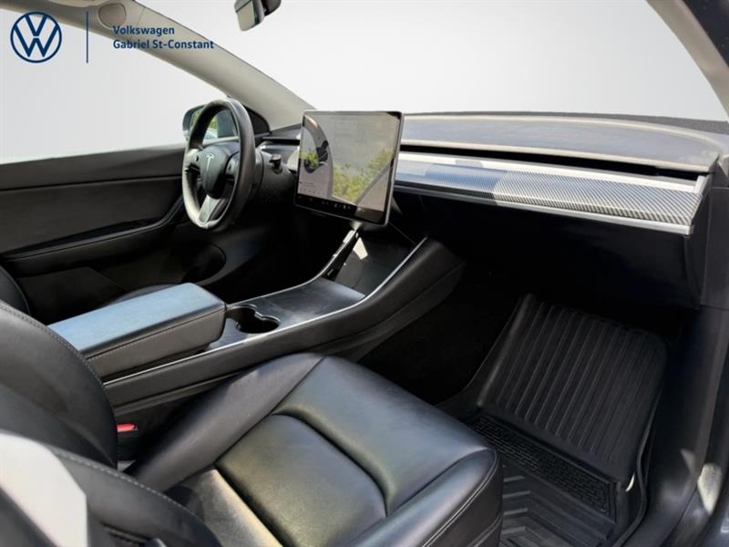 tesla Model Y 2021 - 12
