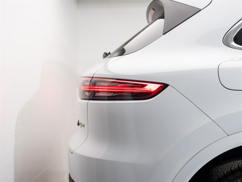 porsche Cayenne 2019 - 12