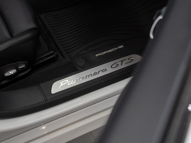 porsche Panamera 2016 - 20