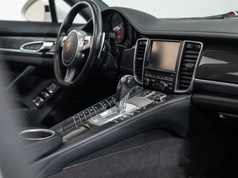 porsche Panamera 2016 - 22