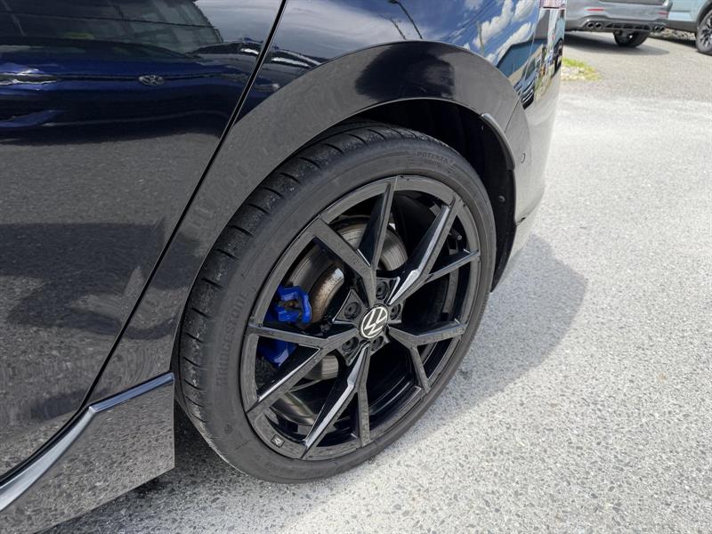 volkswagen Golf R 2023 - 13