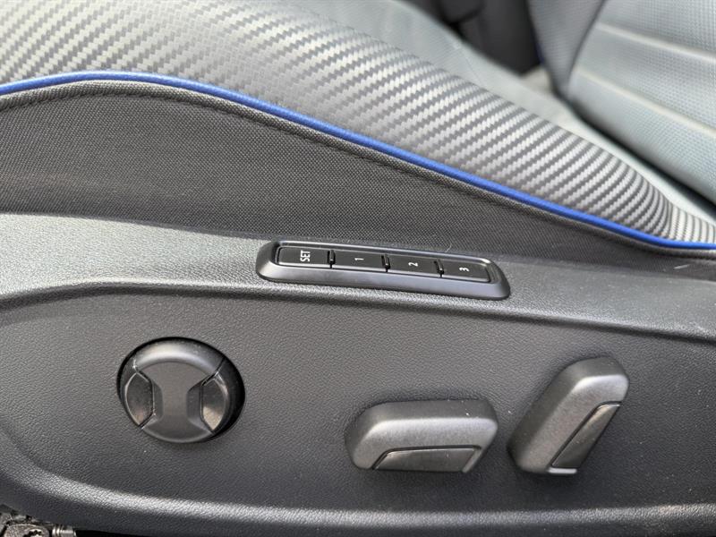 volkswagen Golf R 2023 - 21