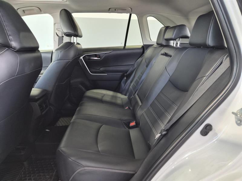 toyota RAV4 2022 - 25