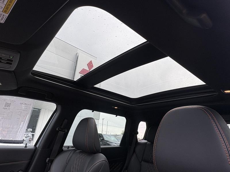 mitsubishi Outlander 2022 - 16