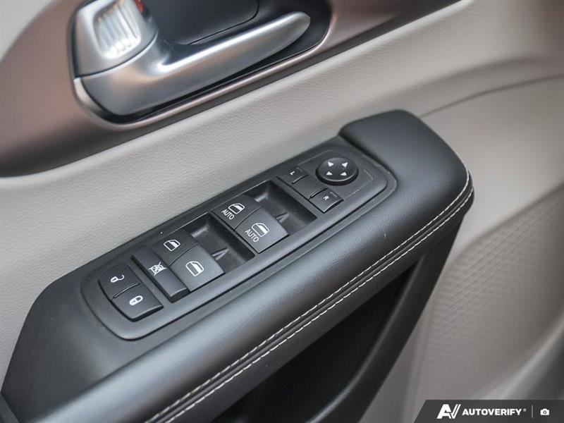 chrysler Grand Caravan 2024 - 12
